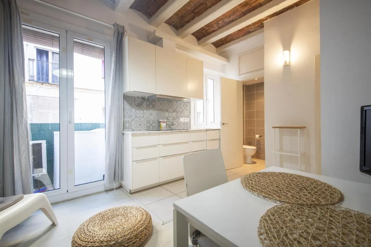 Catalunya Casas Lovely Apartment Central Barcelona 100M To Beach!